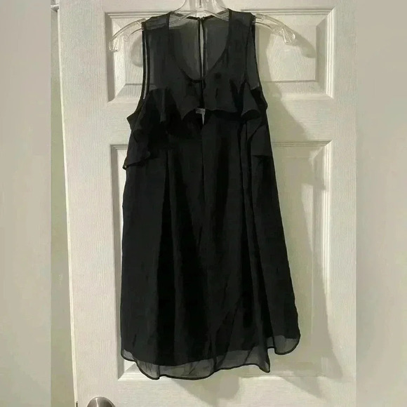 BCBGeneration Dresses & Skirts - BCBGeneration Black Mini Cocktail Dress